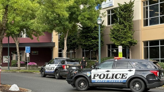 Covington, WA City Hall evacuated due to bomb threat; cleared Friday afternoon