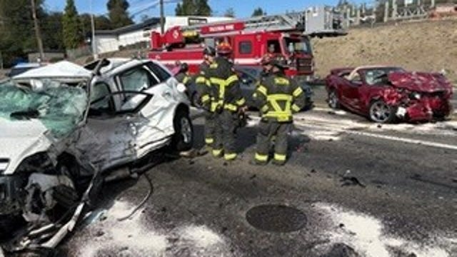 Multi-vehicle crash in Tacoma, WA kills 1, injures 5 more