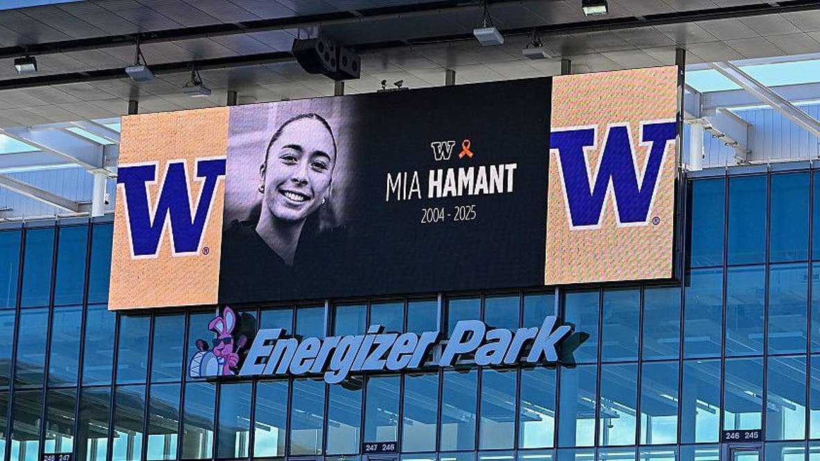 Big Ten naming women's goalkeeper award after UW's Mia Hamant