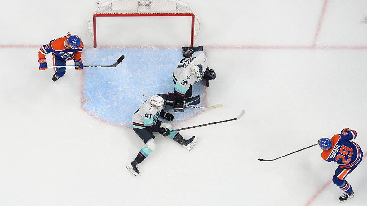 Oilers late push sinks Seattle Kraken in 3-1 loss