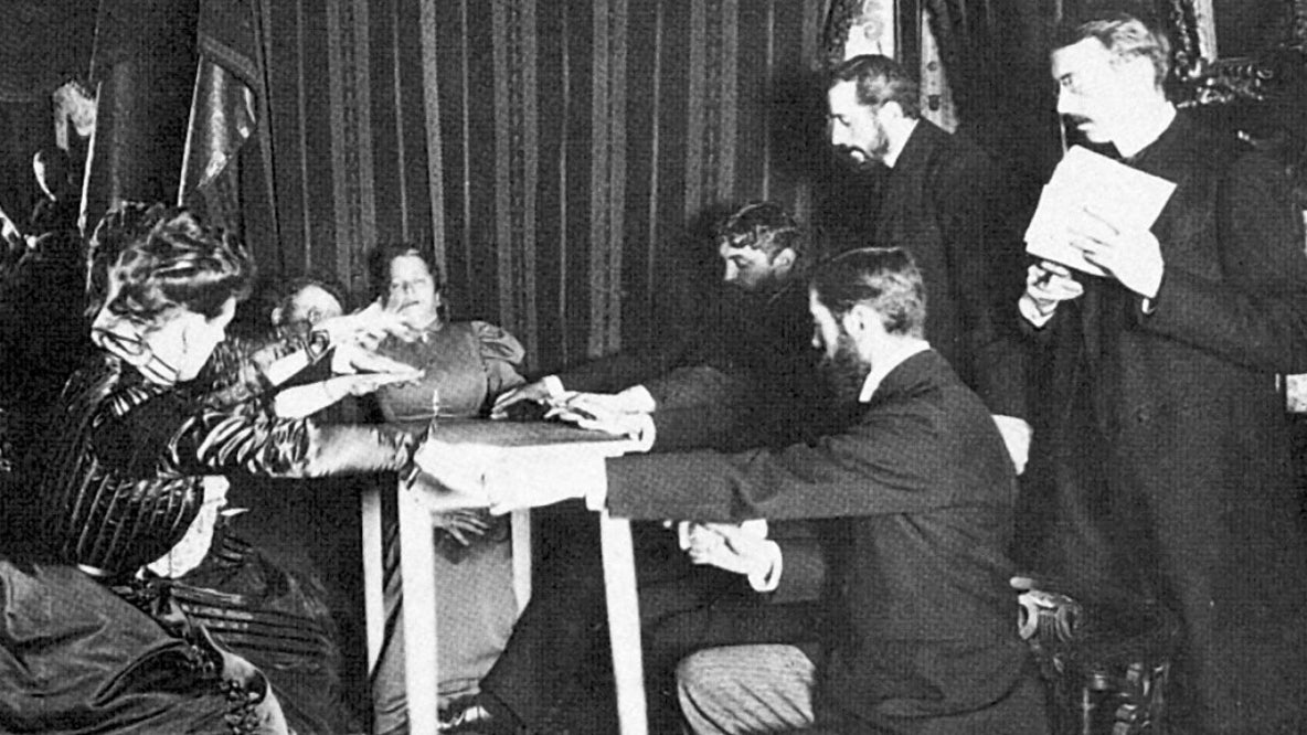 Séances, scandal and spirits: When Seattle was swept up in a spiritualism craze