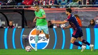 Seattle Sounders extend unbeaten streak to 9 with 3-0 win