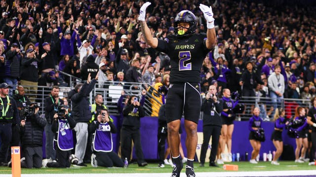 How to watch the UW Huskies at USC Trojans