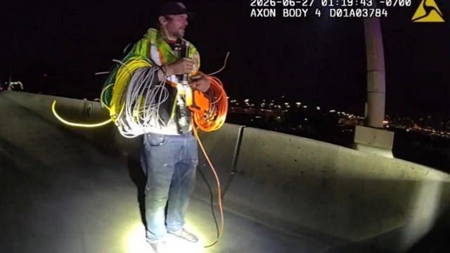 Felony warrant issued for accused West Seattle Bridge copper wire thief