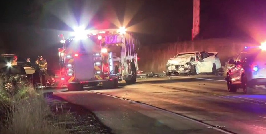 SR-164 reopens near Enumclaw, WA, following deadly head-on crash