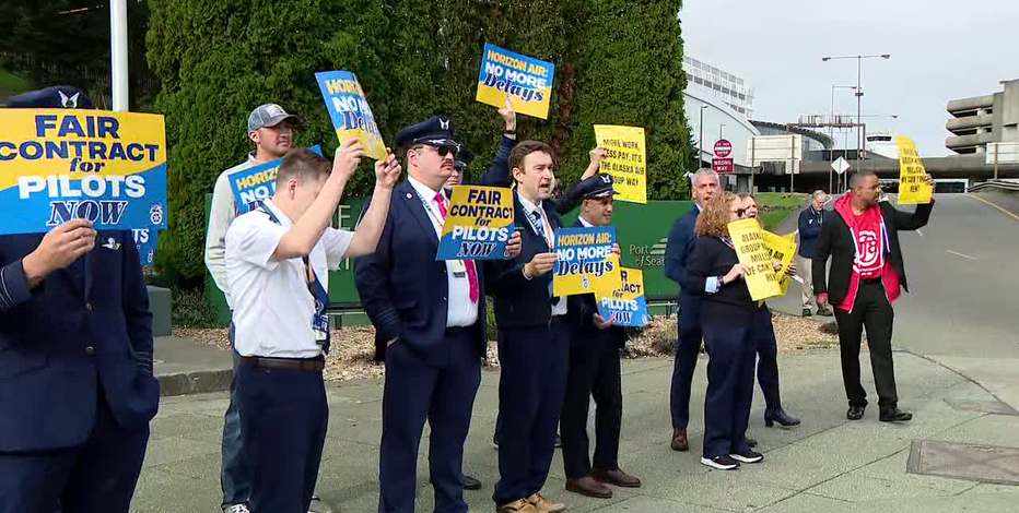 Horizon Air pilots, flight attendants picket at Sea-Tac Airport