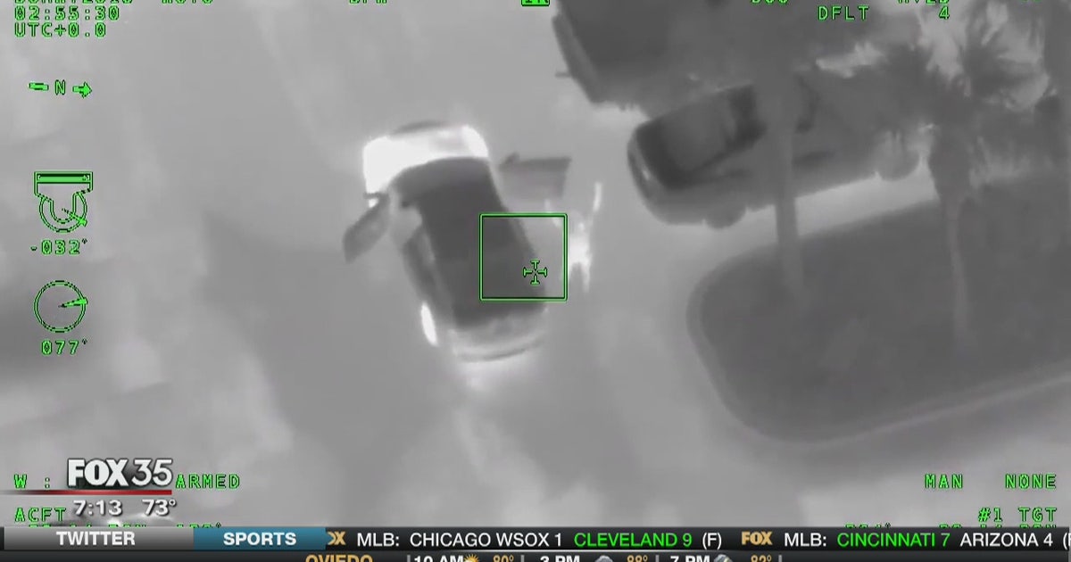 Man leads deputies on chase with 15-year-old and 4-year-old in the car ...