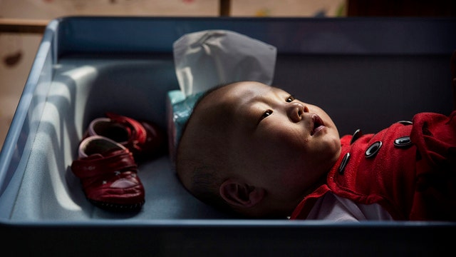 Bill would require baby changing tables