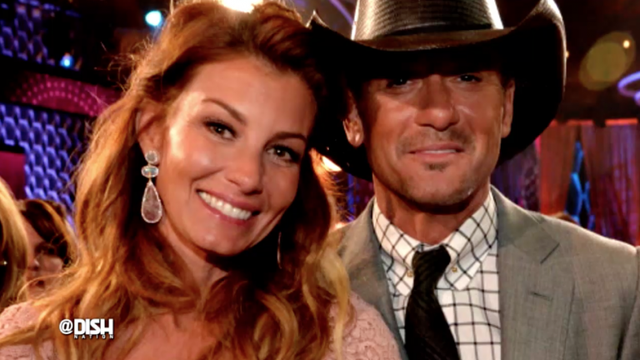 Faith Hill does what Mariah Carey & Gwen Stefani couldn't