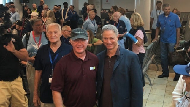 Actor Gary Sinise in Orlando to send 28 veterans to the National World War II Museum