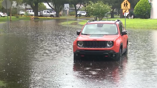 Flooding concerns rise as heavy rainfall moves into Central Florida