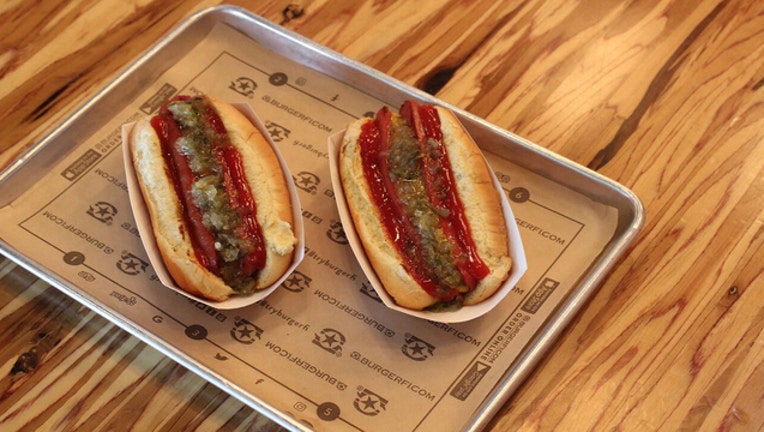 e5099948-BurgerFi-hot-dogs_1491011383317-402429.jpg