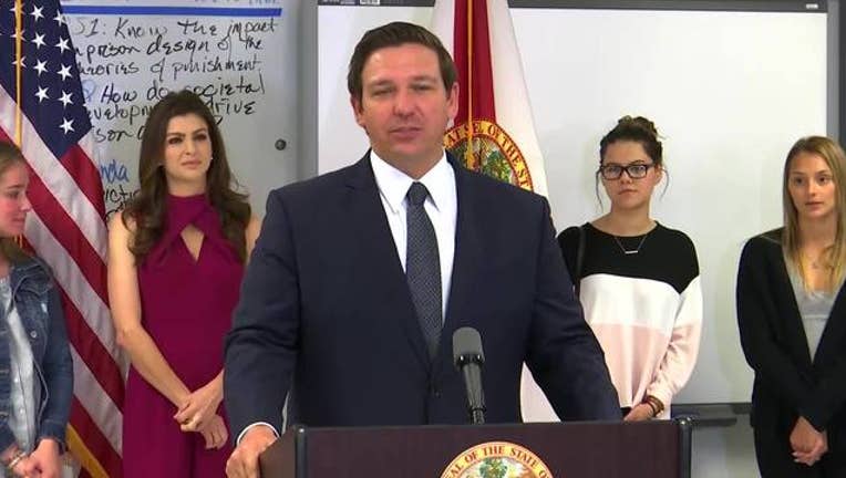 3058c766-DeSantis_lays_out_plan_to_get_rid_of_Com_3_20190131195748-401385-401385