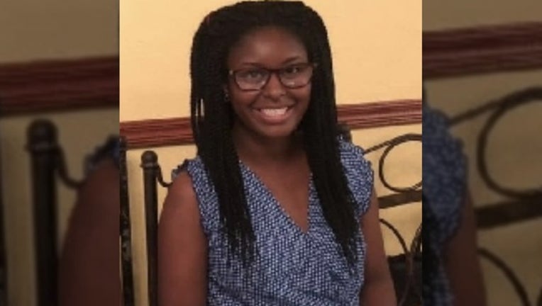 3713d9b8-MIAMI BEACH POLICE_missing endangered teen_070119_1561993490943.png-402429.jpg