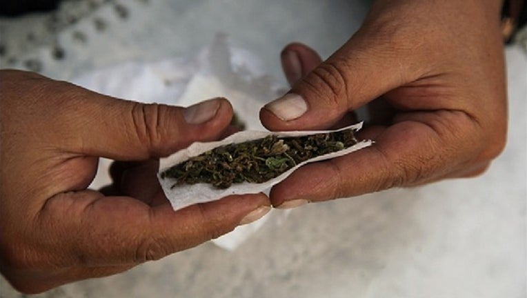 21623549-Marijuana-402429.jpg
