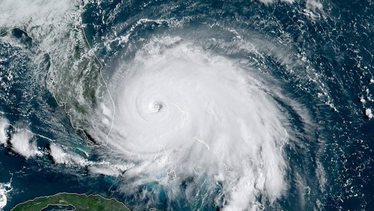 e5361f57-NOAA_dorian turn_090219_1567433570003.png-402429.jpg
