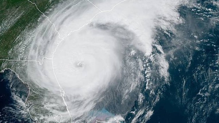 c6f1eb63-NOAA_hurricane dorian 2pm_090419_1567621545844.png-402429.jpg