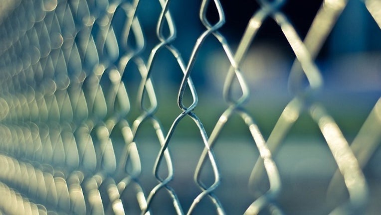 edbf9630-jail_prison_generic_fence_100917_1507566603008-401096-401096.jpg