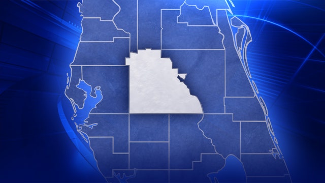 1 horse, 1 person killed in Mulberry crash, deputies say