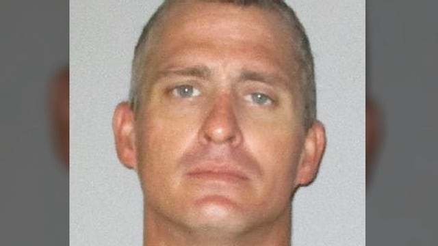 Florida man charges thousands of dollars to elderly neighbor's credit card while on vacation