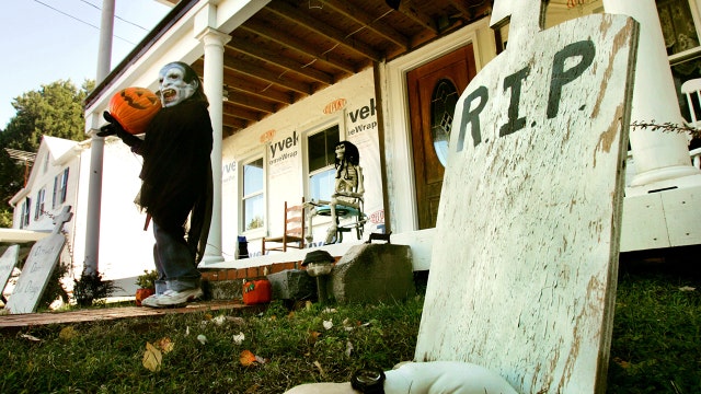 Halloween home decor can hurt wildlife, officials warn