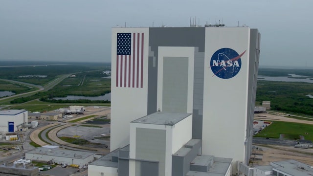 Massive dune to protect Kennedy Space Center launch pads from nature's wrath