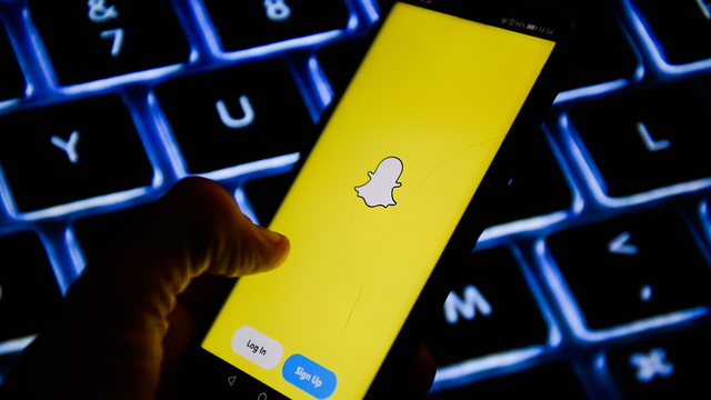 Florida girl, 12, posted 'death list' of student names to Snapchat, officials say
