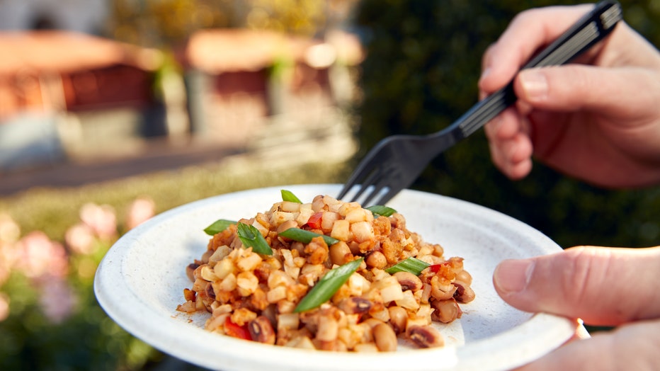 05_Cauliflower-Dirty-Rice_Carnival-Around-The-Universe.jpg