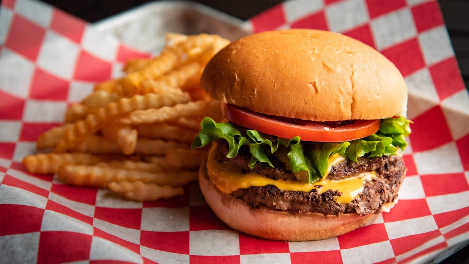 4rivers-grill-2.jpg