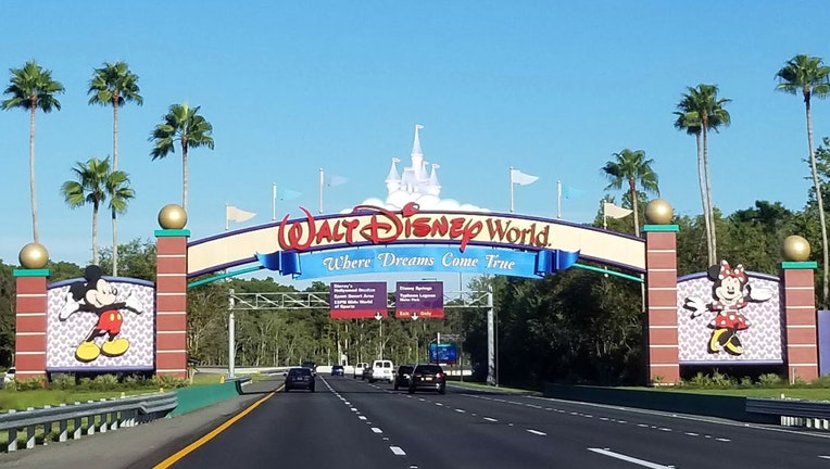 walt disney world entrance