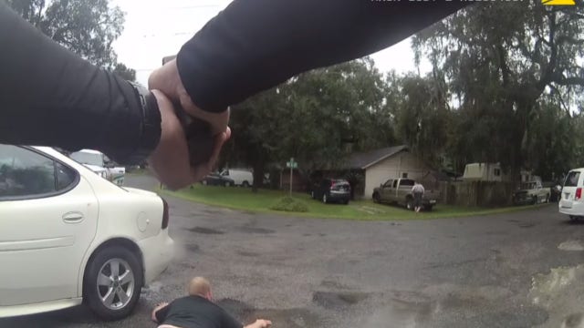 Man arrested after ramming vehicle into patrol car, deputies say