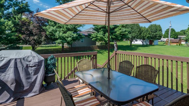 Will the weather be nice enough to eat outside on Thanksgiving?