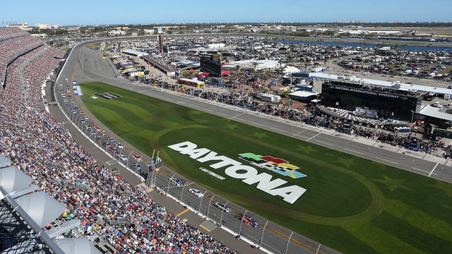 Upcoming Daytona 500 will allow fans in the stands at limited capacity