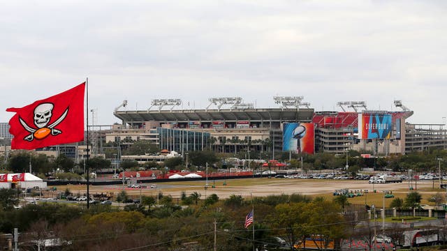 Super Bowl weekend brings warmer temperatures with higher rain chances
