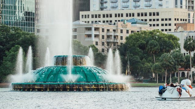 Near record-breaking heat expected on Sunday, big cool down coming later this week