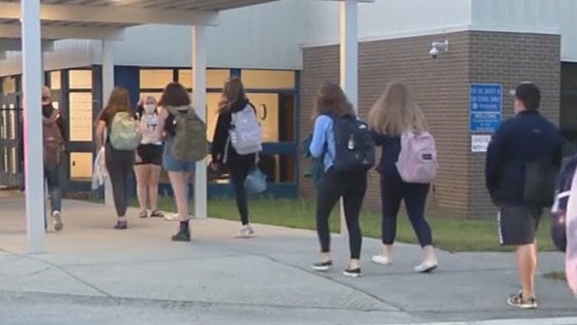 Central Florida school district to offer vaccines to students 16+