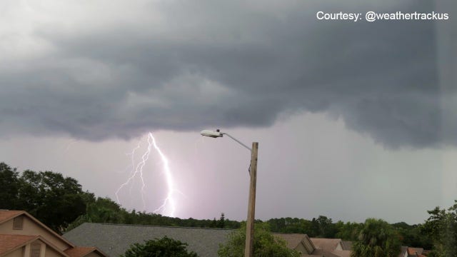 Florida once again lightning capital of the county, data shows