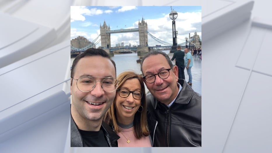 Josh-Spiegel-and-parents-condo-missing.jpg
