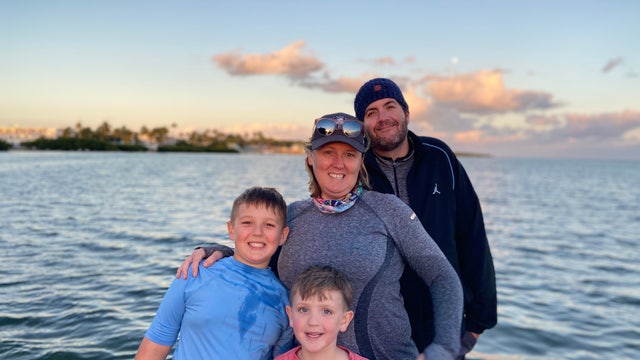 Teacher whose husband died of traumatic brain injury warns others