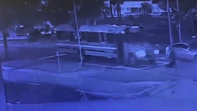 Video appears to show pedestrian being hit by school bus in Orlando