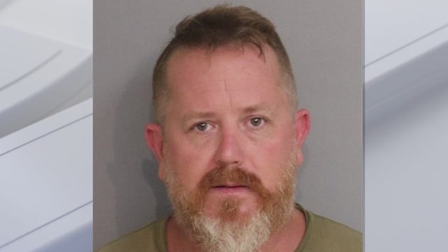 Florida man arrested for flashing toll booth workers, troopers say