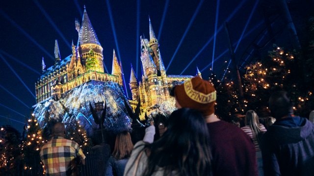 Universal Orlando releases details for 2021 holiday celebrations