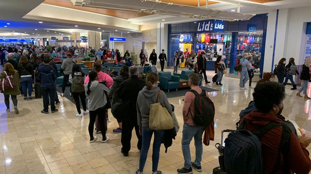 Stuck at the airport for a delayed or canceled flight? What can you do?