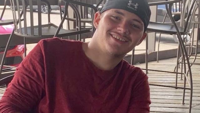 Police searching for gunman who shot, killed 15-year-old Orlando boy