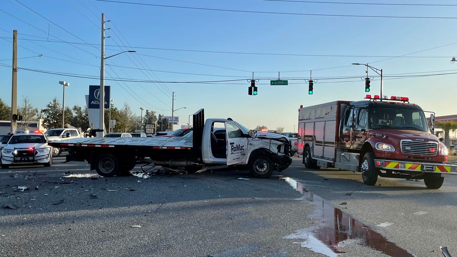 sr_200_and_sw_17th_st._flatbed.jpg