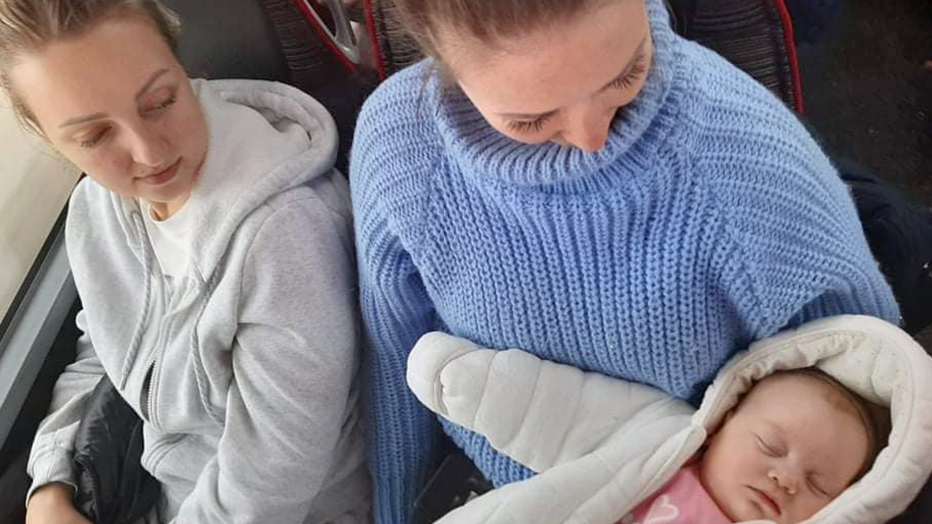 3 select Copernics High School volunteers - refugee bus from Lviv 02