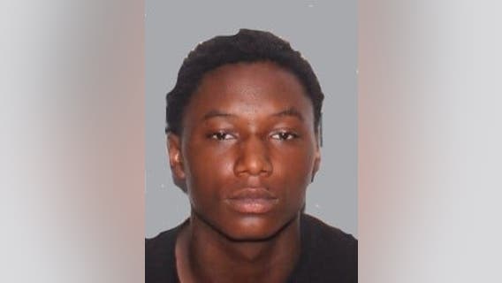 Teenager wanted for shooting store clerk over bag of chips, DeLand police say