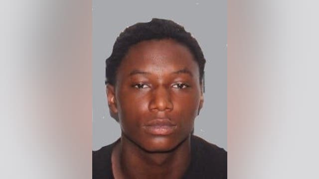 Teenager wanted for shooting store clerk over bag of chips, DeLand police say