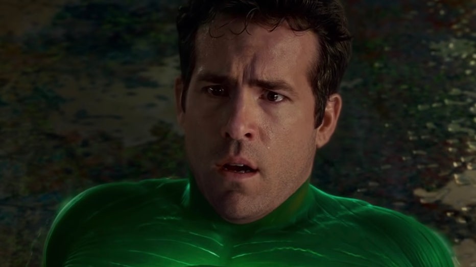 green-lantern.jpg