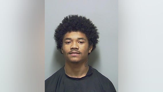 Florida teen arrested after 5-year-old shot in car, deputies say